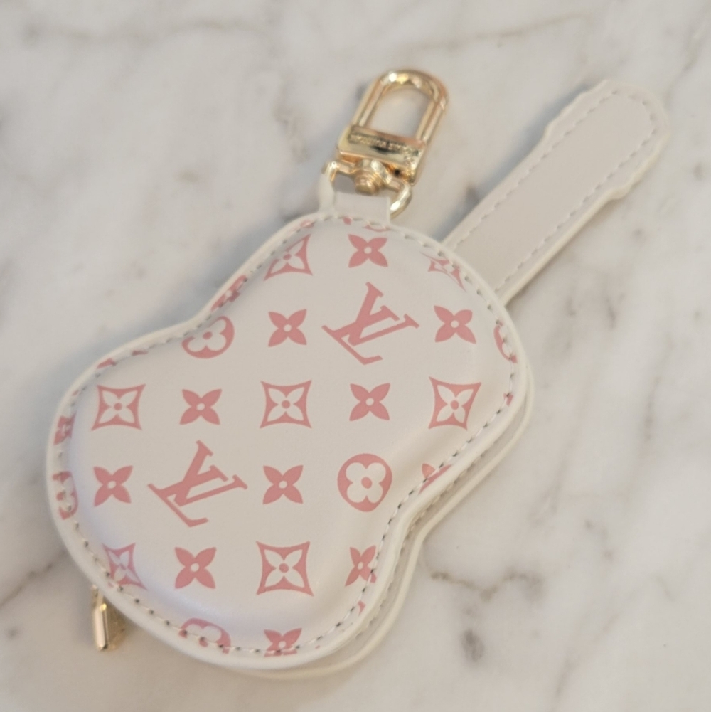 Fashion Pink & White  Guitar Key Pouch - Picture 5 of 7